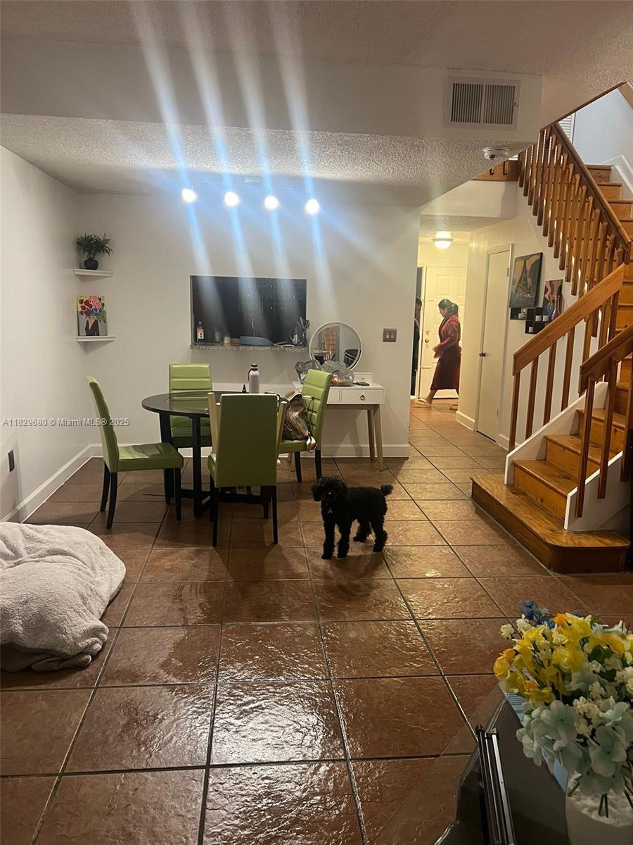 10010 Hammocks Blvd 203-2
