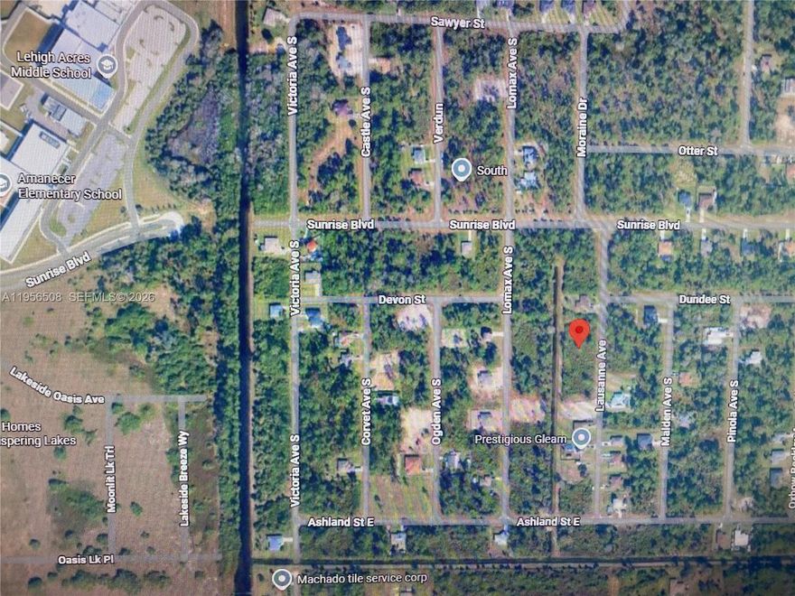 Build your dream home on this 0.2835-acre . Situated on a peaceful residential street, this propperty offers a prime opportunity in growing and expanding community. Don´t miss this chance to secure your future Florida home.