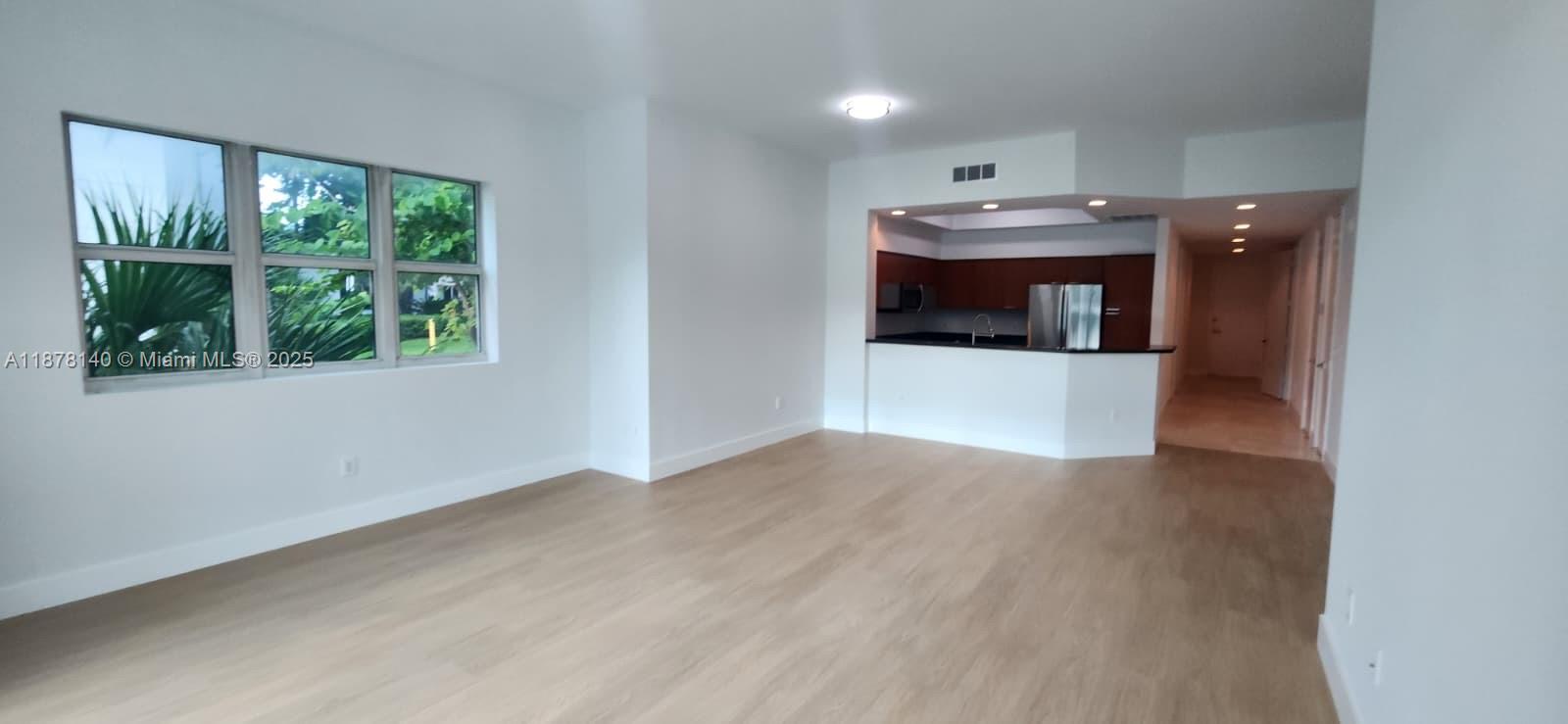 Spacious 2 bedrooms 2.5 baths with private balcony and relaxing views. Unit recently remodeled new flooring, new toilets and accessories, new microwave and professionally cleaned. Contemporary kitchen with stainless steel appliances. Water and cable included with HOA fees. Brand new amenities, infinity pool, tennis court, kids play area, GYM and 24 hours security. Building located within walking distance to restaurants, Publix, Middle school, elementary school and FIU campus, close to the beach, Costco and Aventura Mall. Easy to show, email LA with the showing time and date, keys located at the office. Showing M-F from 9 to 5 and weekends 9 to 2 but the request for weekends must be done Fridays before 4:30pm
Special assessments $147.99 until 12/25 - $132.53 until 8/35 - $212.68 until 8/35