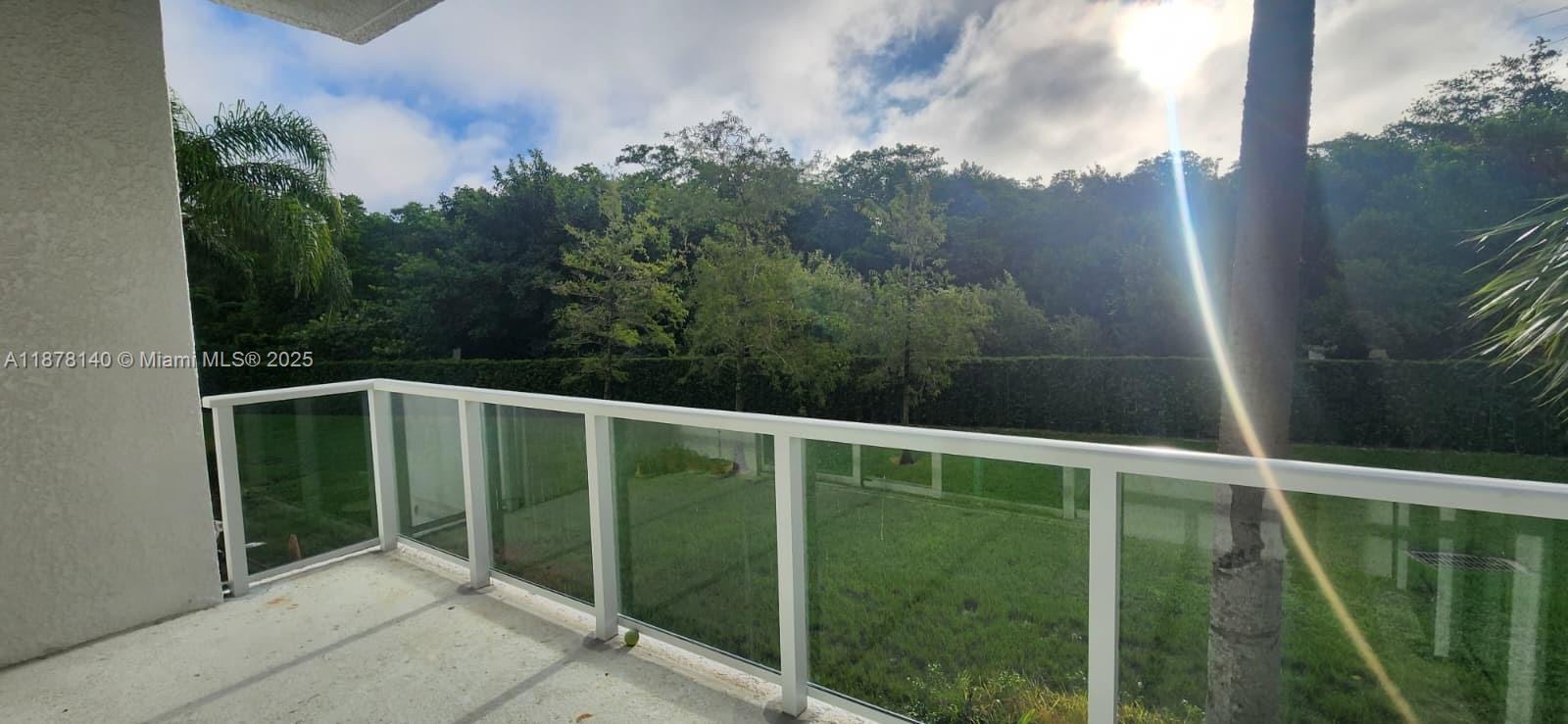 THE OAKS I CONDO - Residential