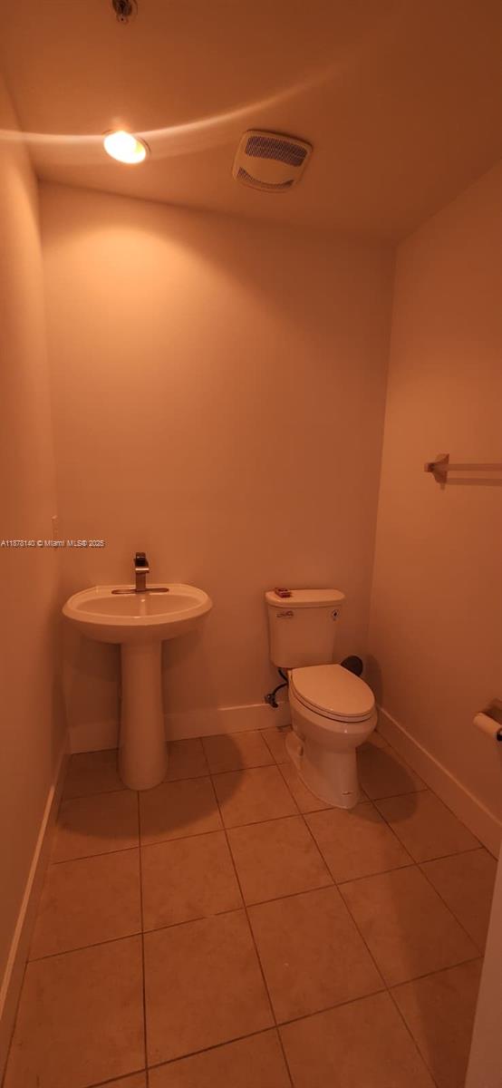 THE OAKS I CONDO - Residential