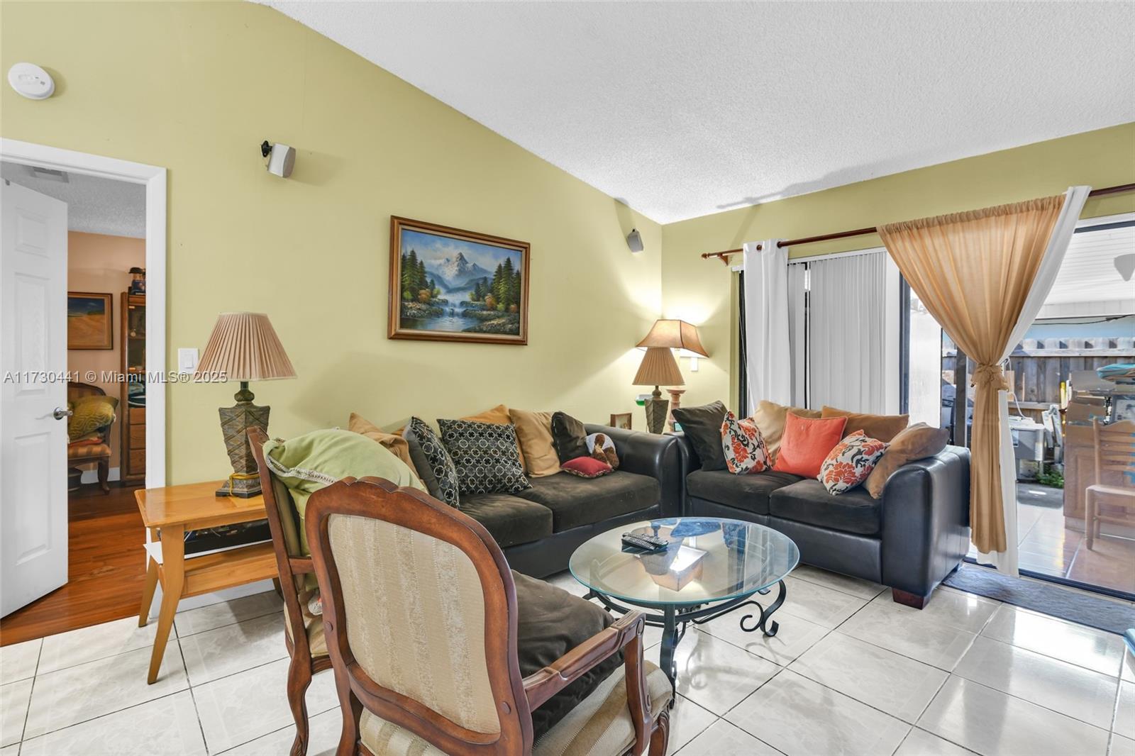 EDGEWATER PARK - Residential