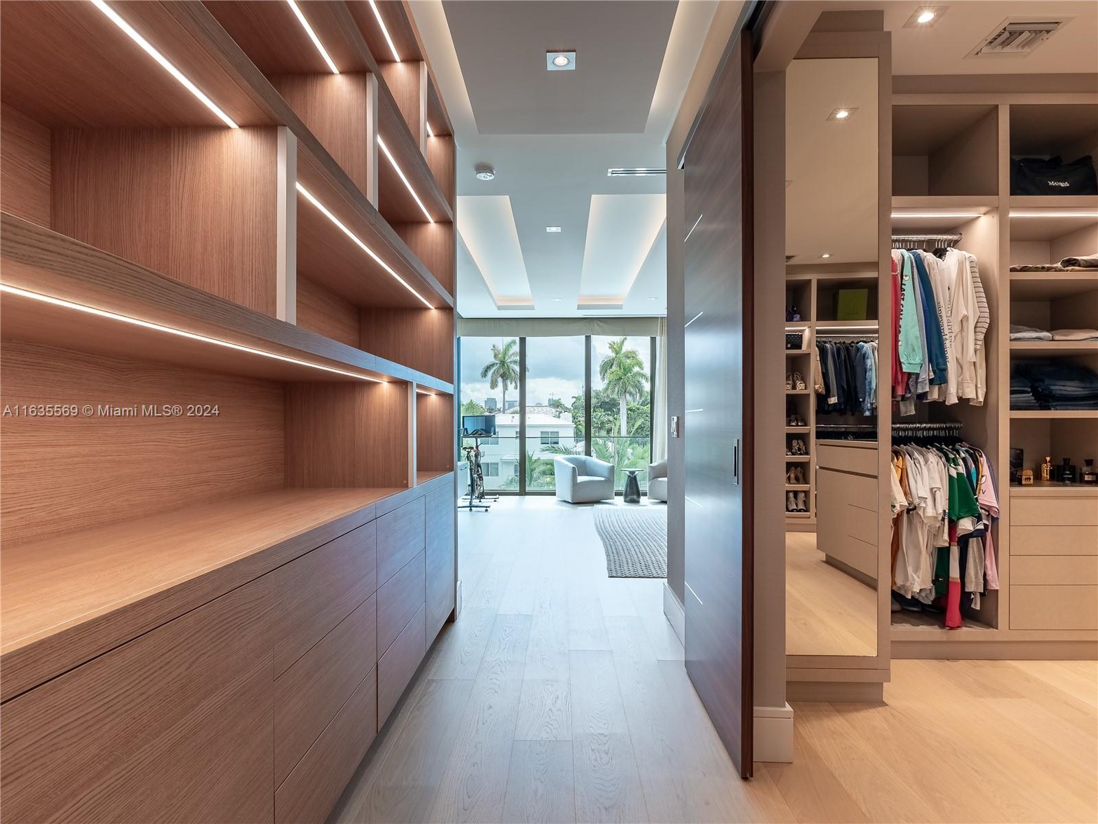 CORAL ISLES - Residential