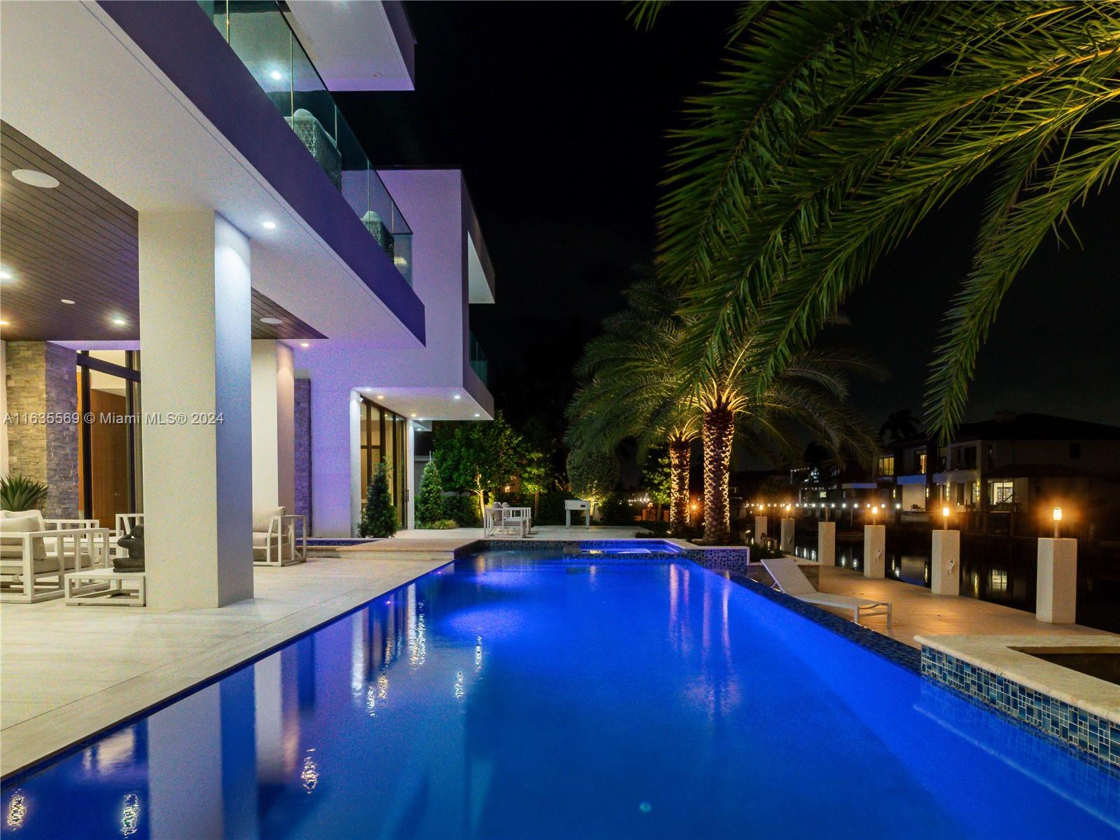 CORAL ISLES - Residential