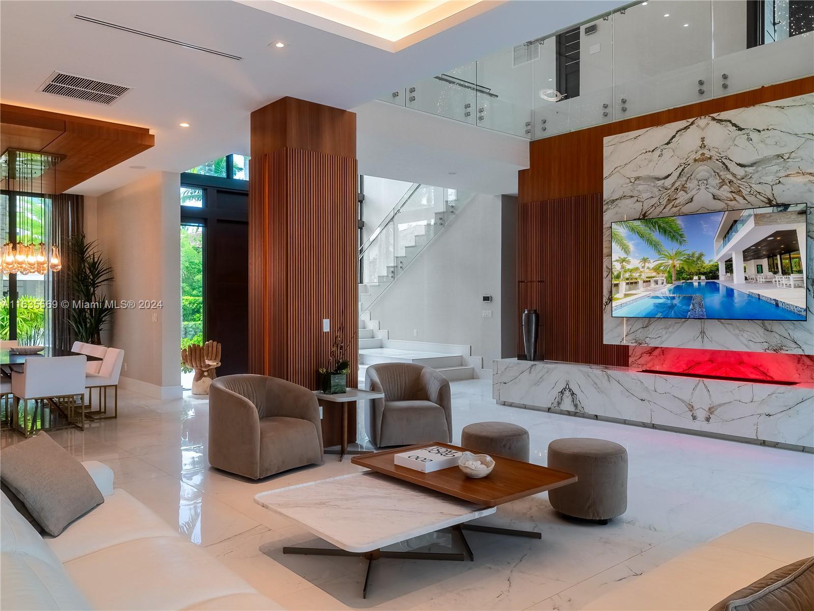 CORAL ISLES - Residential