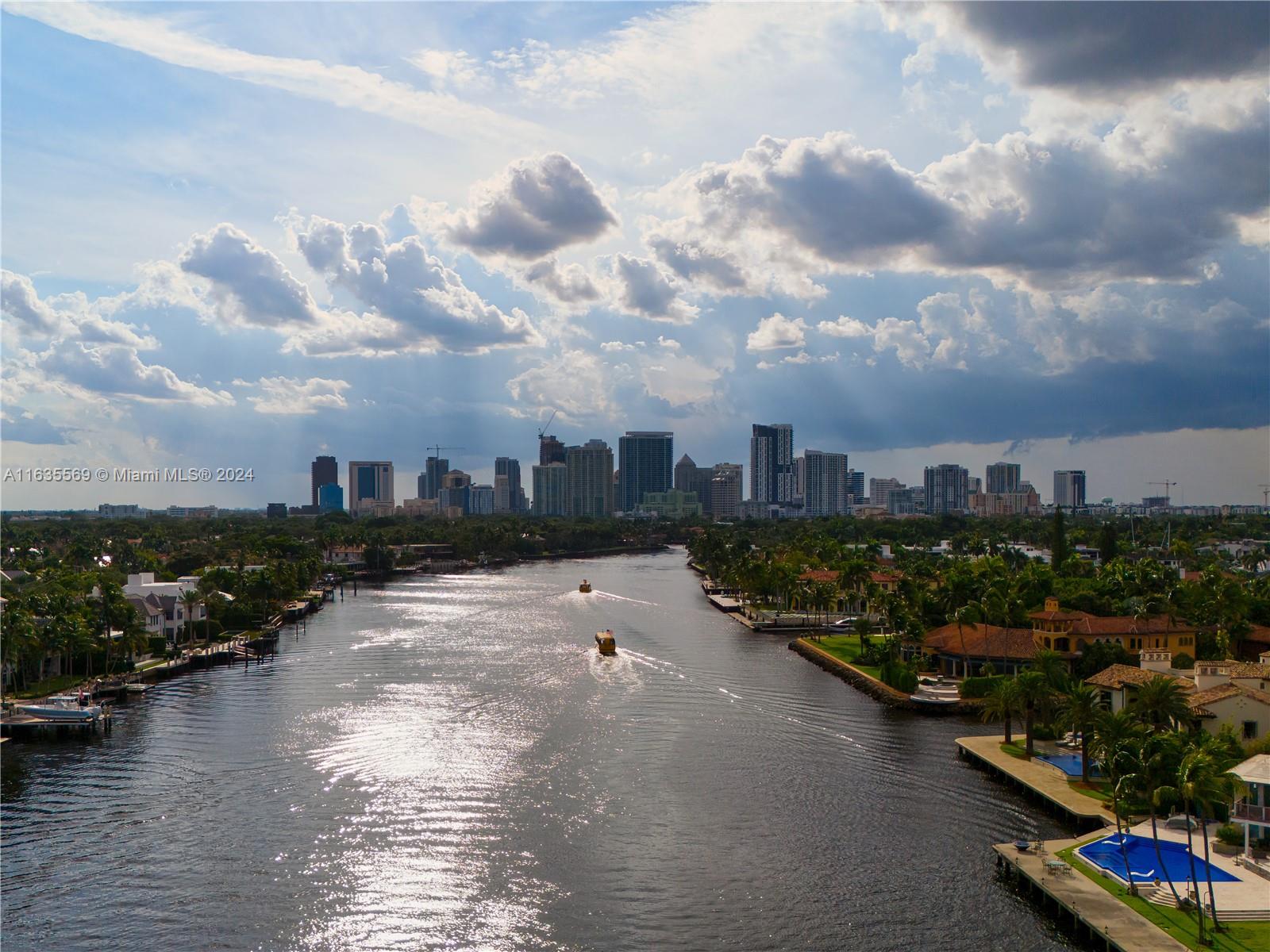 CORAL ISLES - Residential