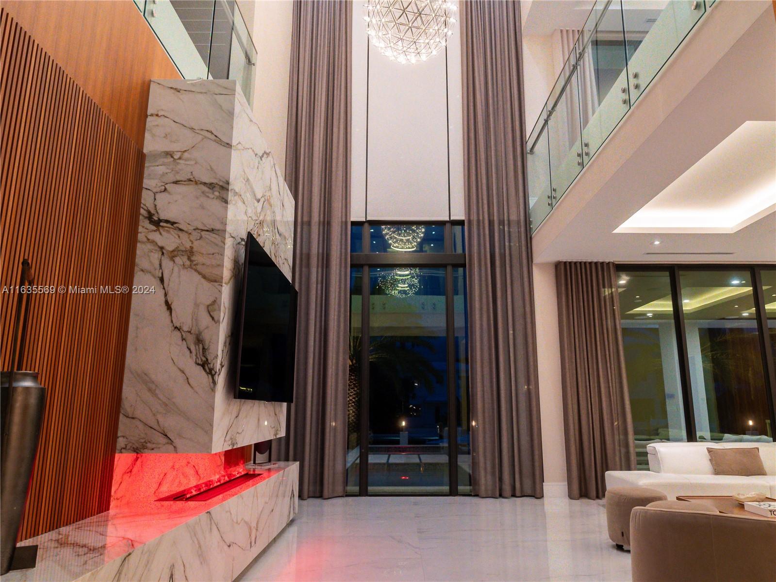 CORAL ISLES - Residential