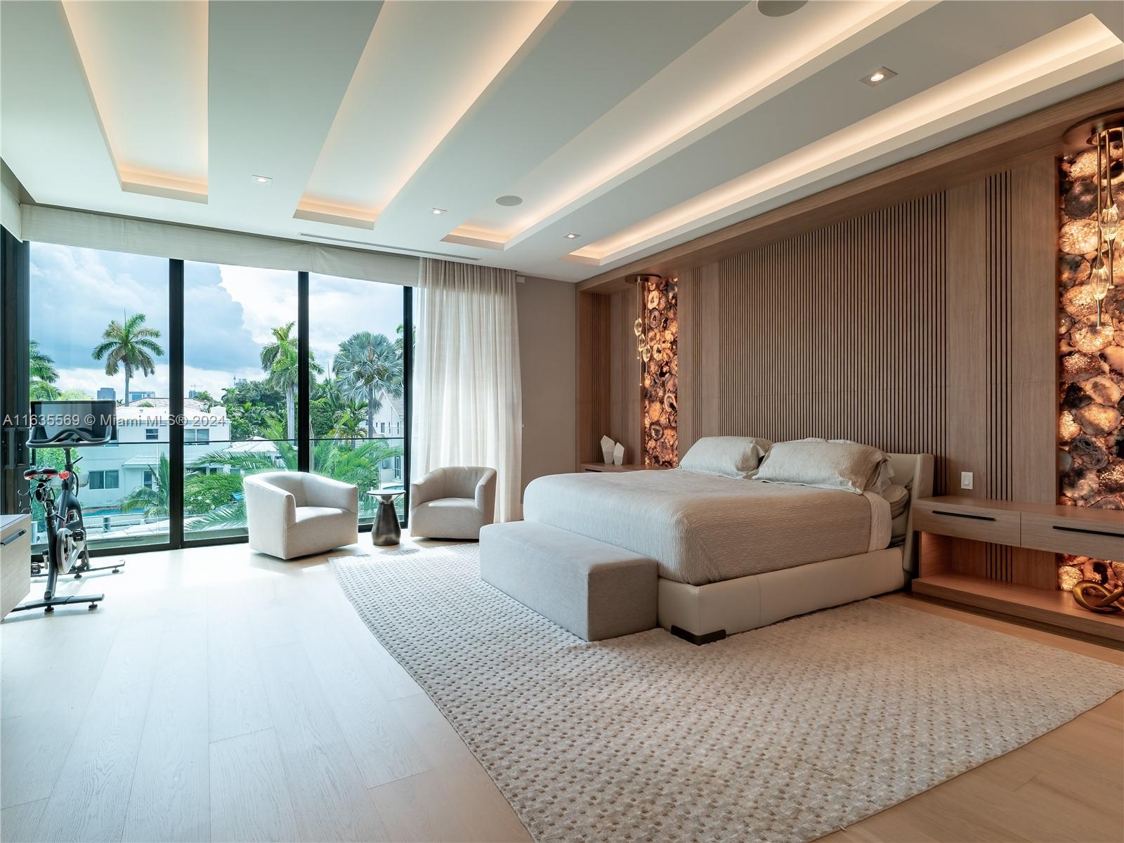 CORAL ISLES - Residential