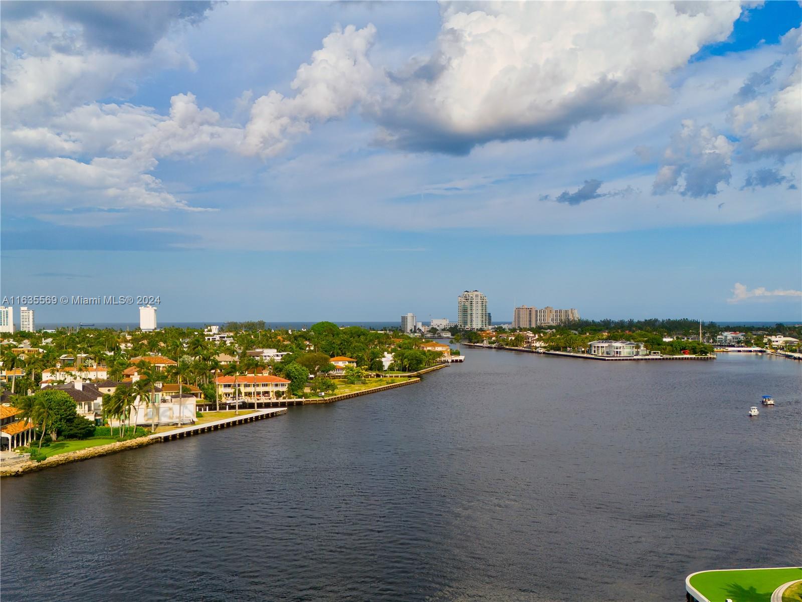 CORAL ISLES - Residential