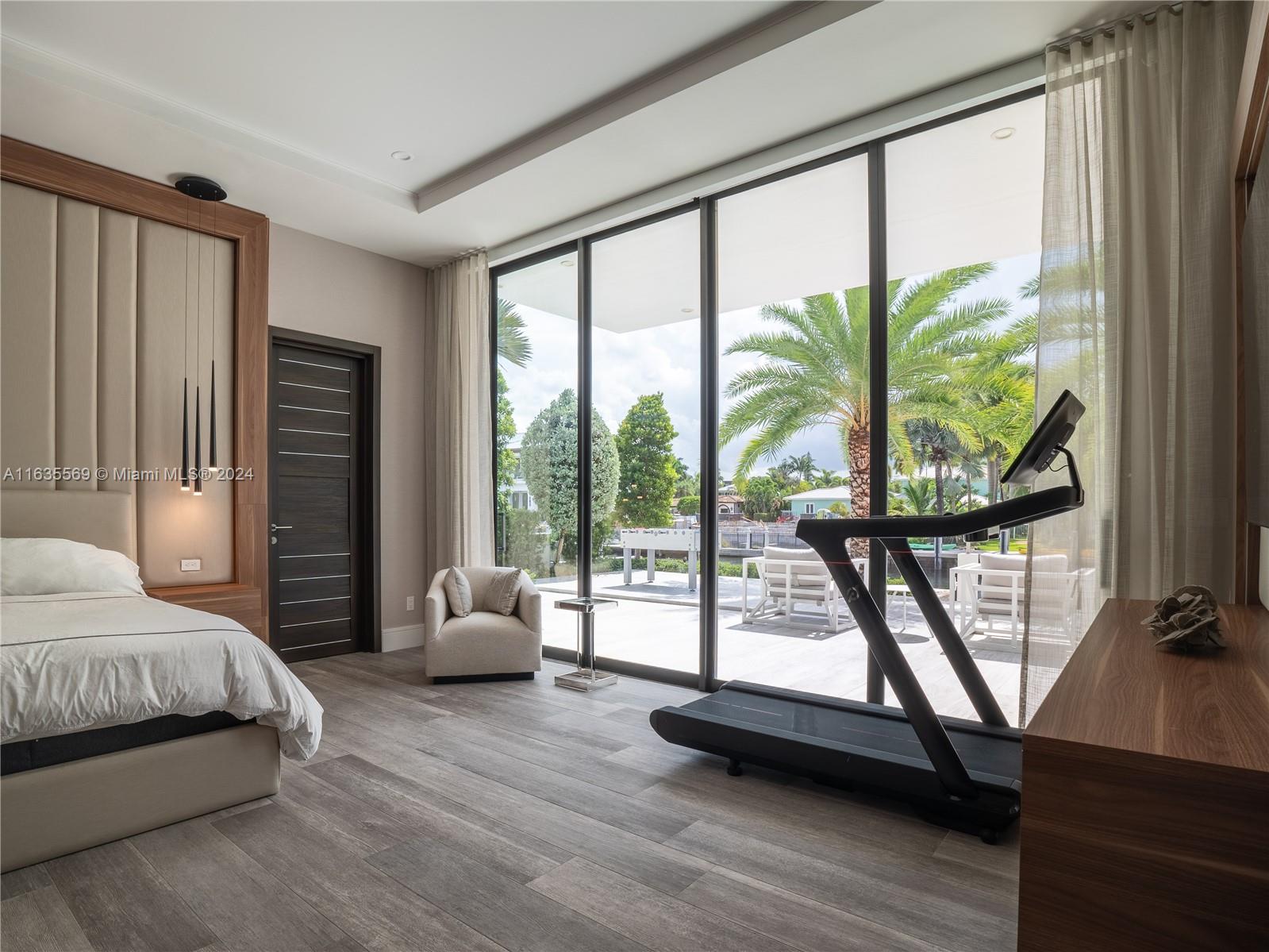 CORAL ISLES - Residential