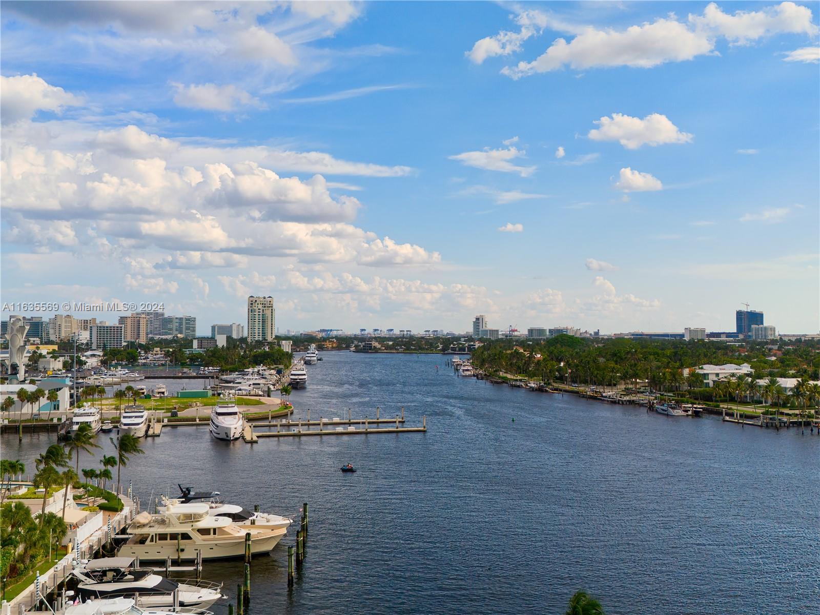 CORAL ISLES - Residential