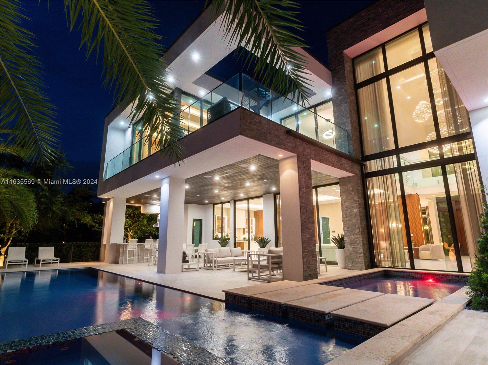 CORAL ISLES - Residential