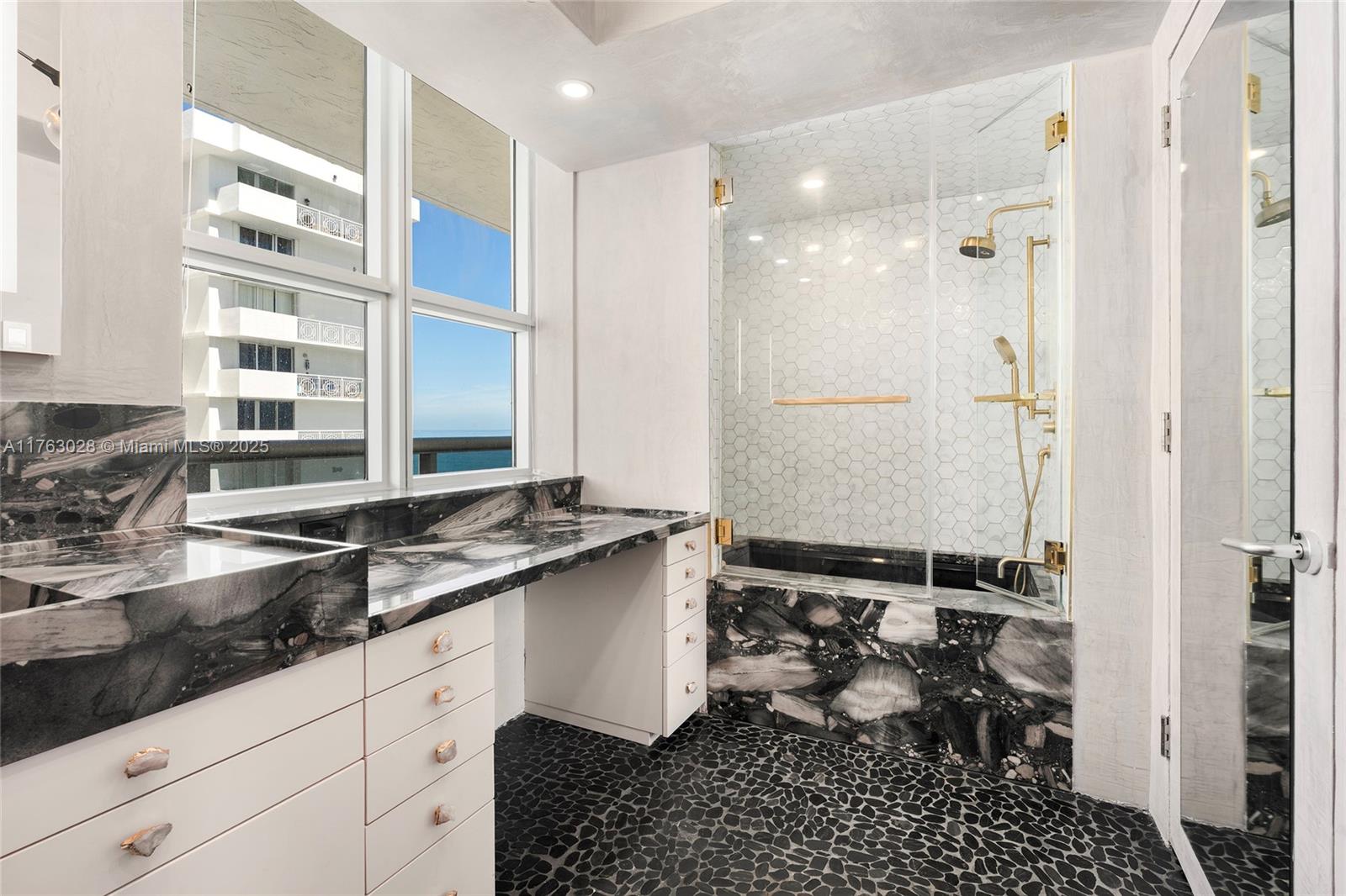 VILLA DI MARE CONDO - Residential