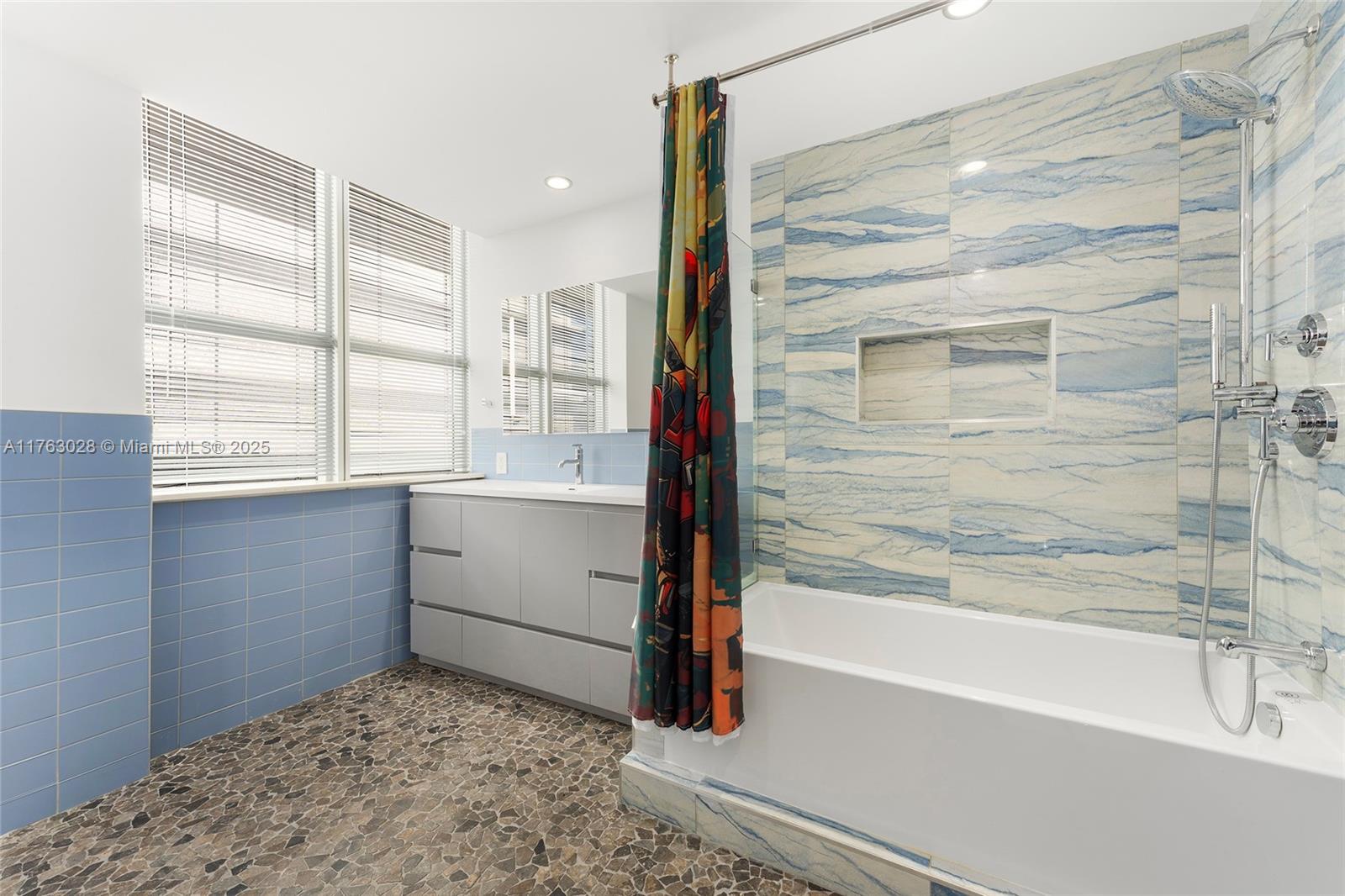 VILLA DI MARE CONDO - Residential