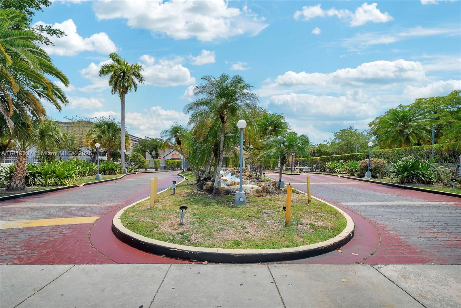 VERABELLA FALLS CONDO - Residential Lease