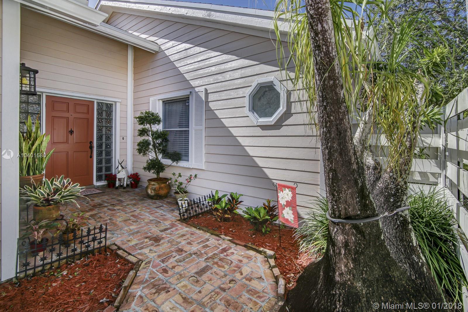 COUNTRY WALK SEC 4 - Residential