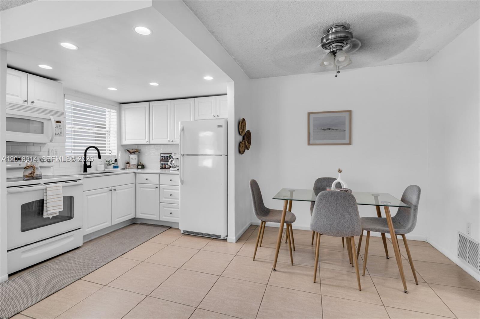 SUN HAVEN TOWERS CONDO - Residential