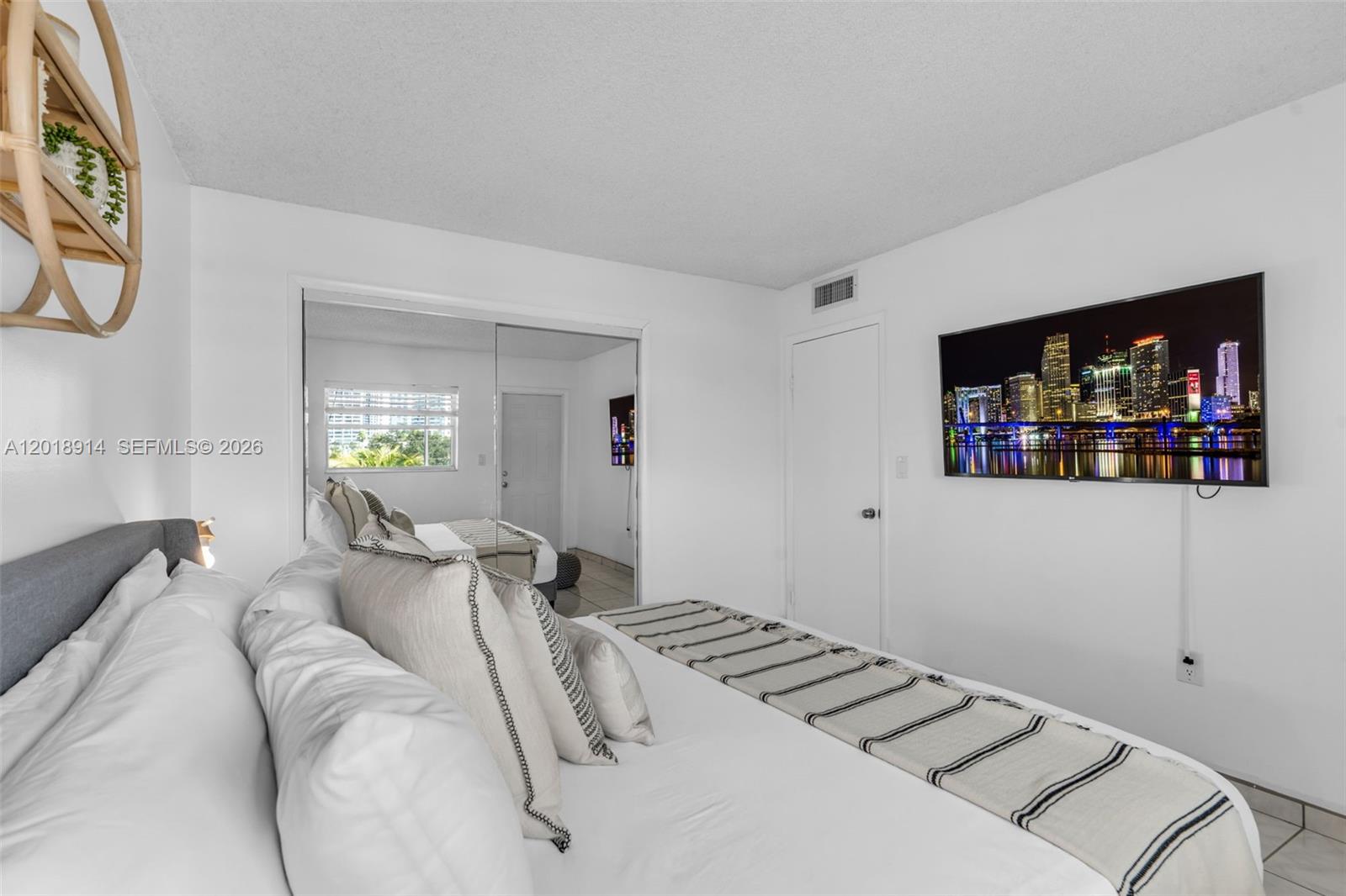 SUN HAVEN TOWERS CONDO - Residential