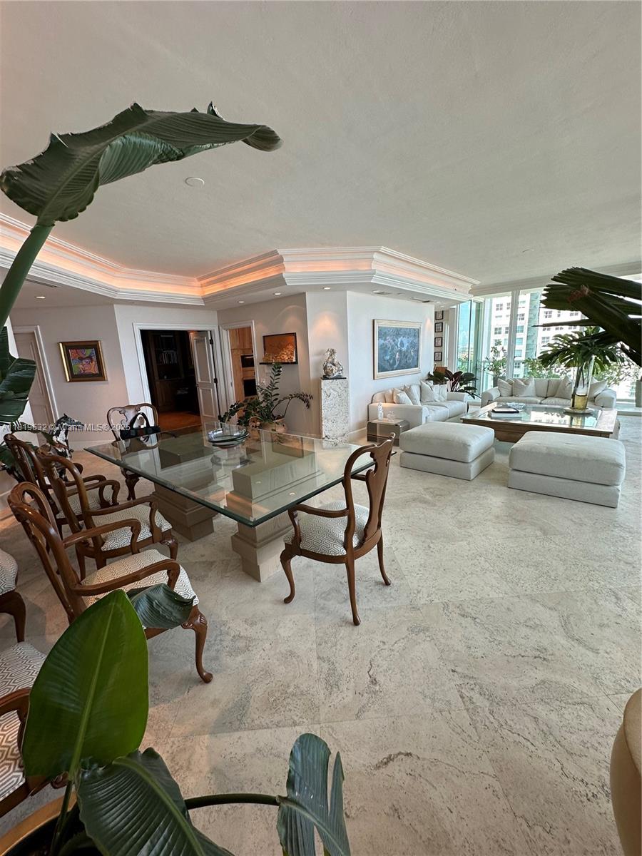 GROVE HILL TOWER CONDO - Residential Lease