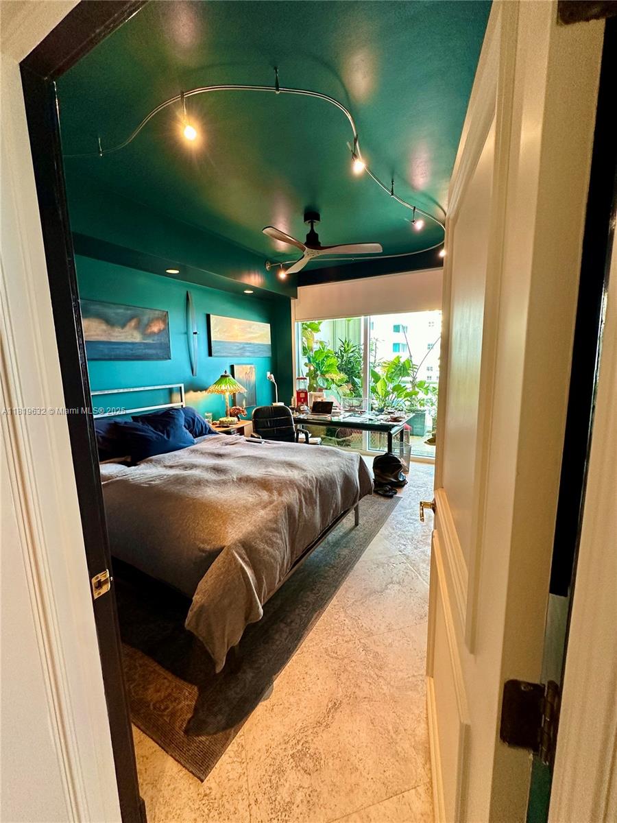 GROVE HILL TOWER CONDO - Residential Lease