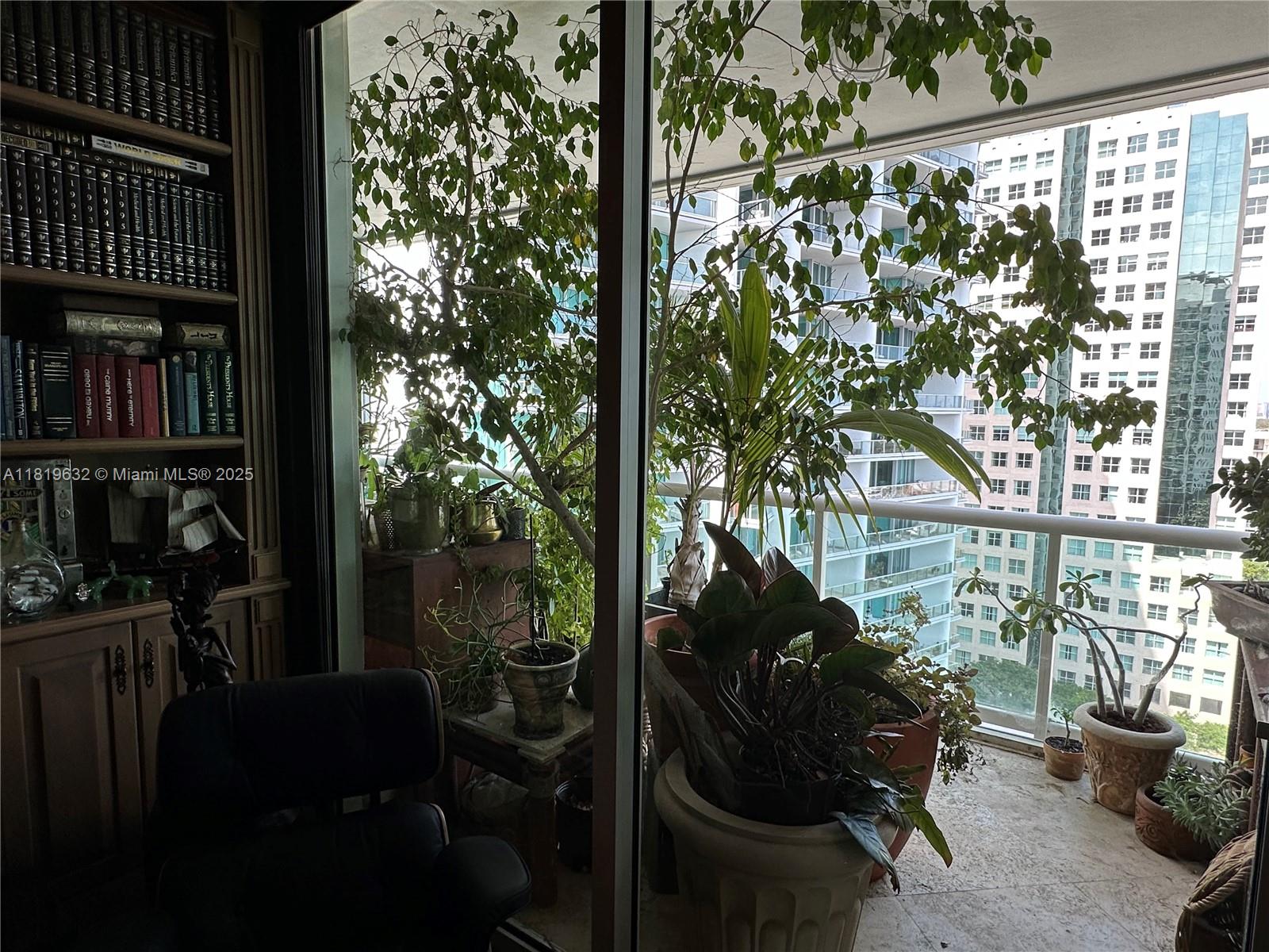 GROVE HILL TOWER CONDO - Residential Lease