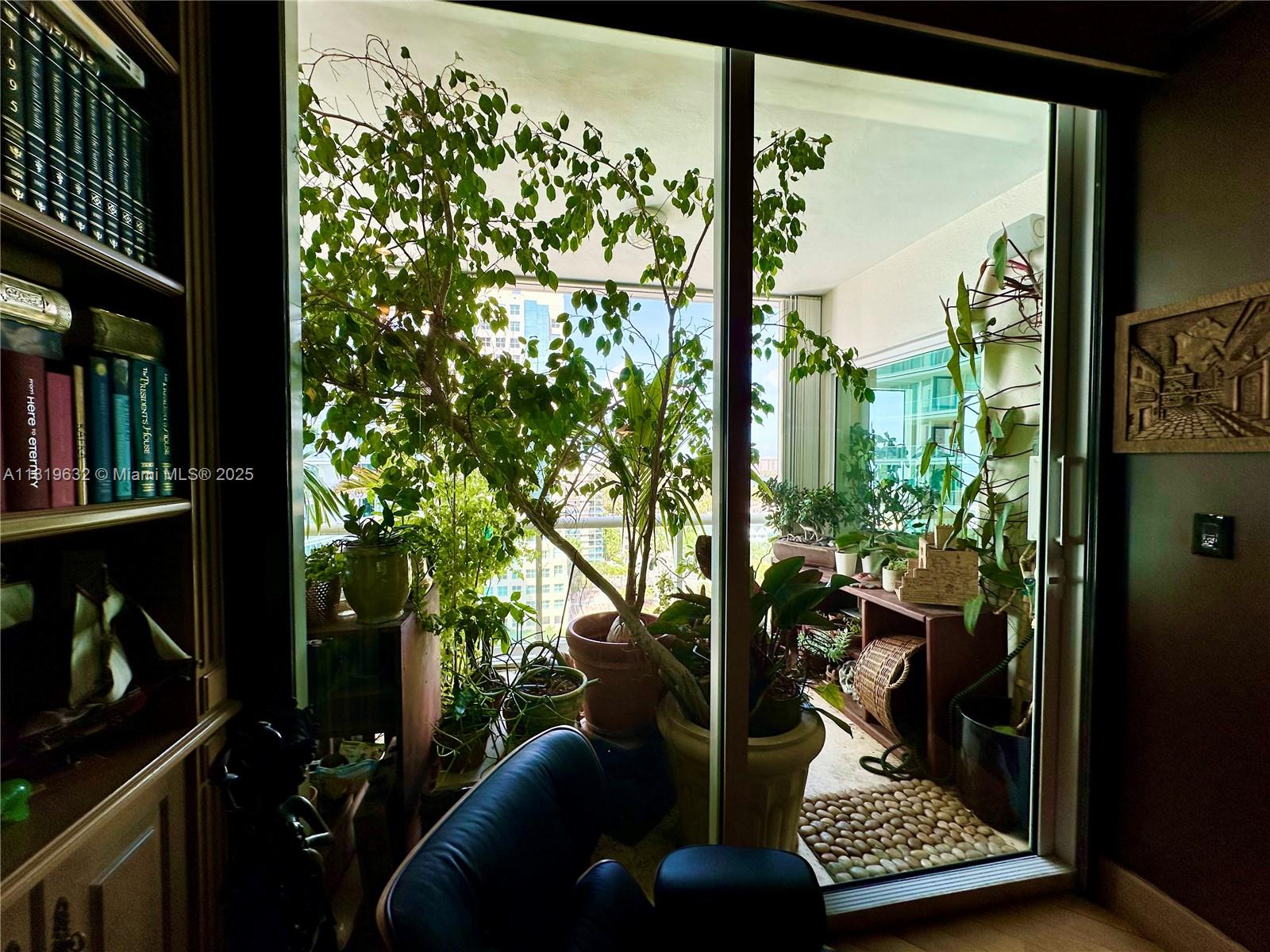 GROVE HILL TOWER CONDO - Residential Lease