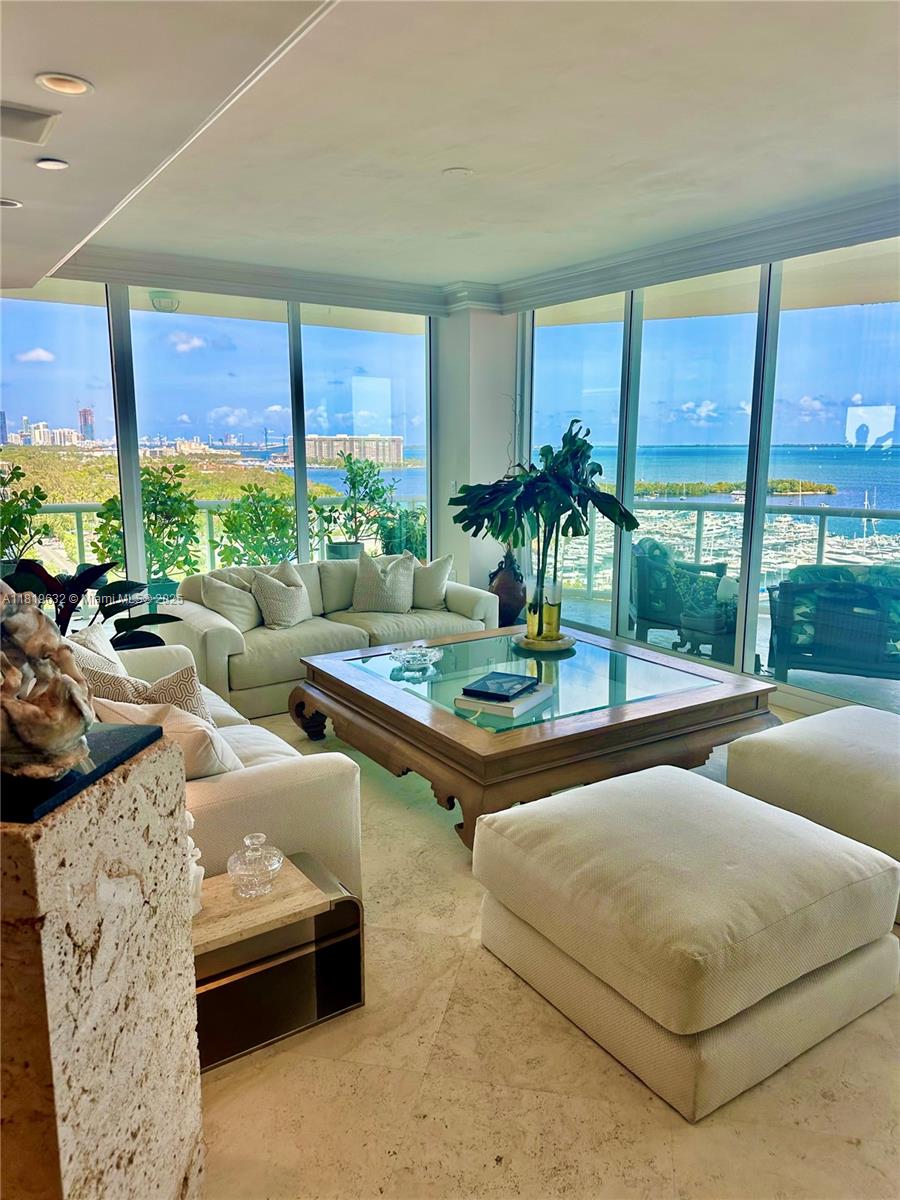 2645 S Bayshore Dr 1403, Miami, Broward County, Florida - 3 Bedrooms  
4 Bathrooms - 