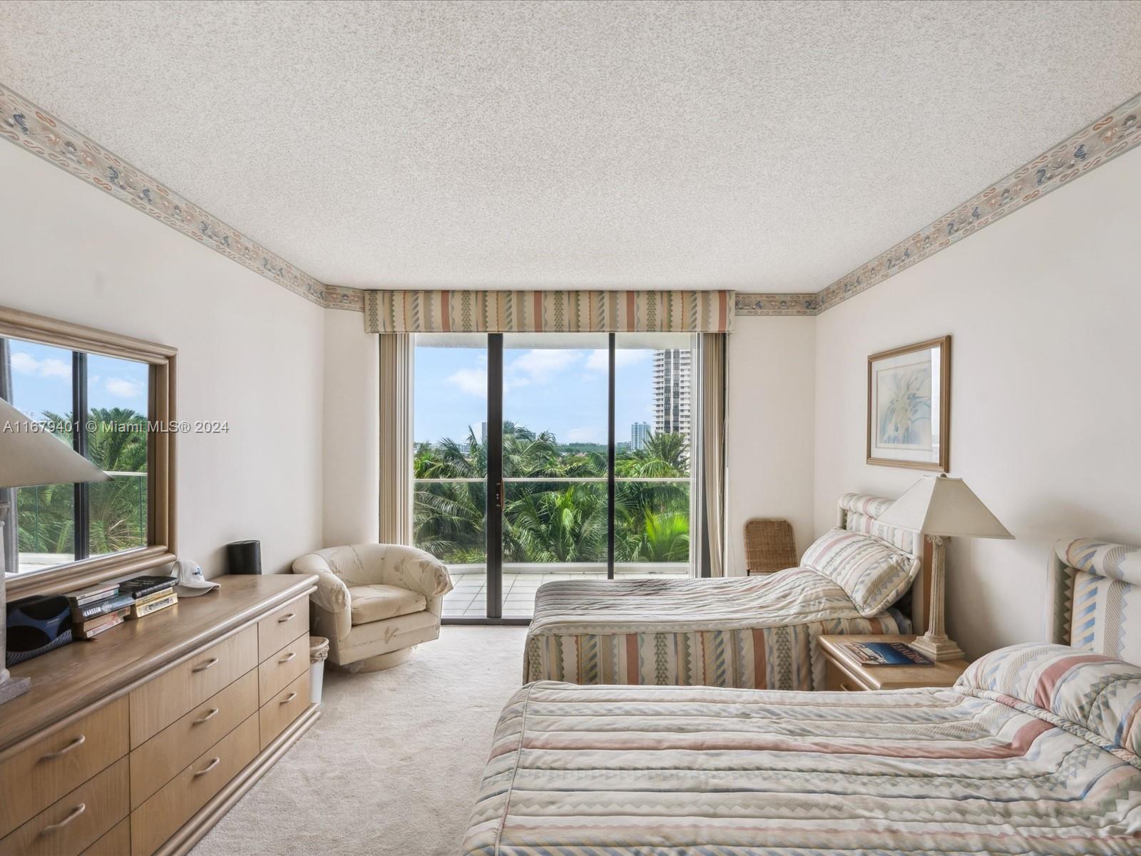2800 ISL BLVD WILLIAMS IS - Residential