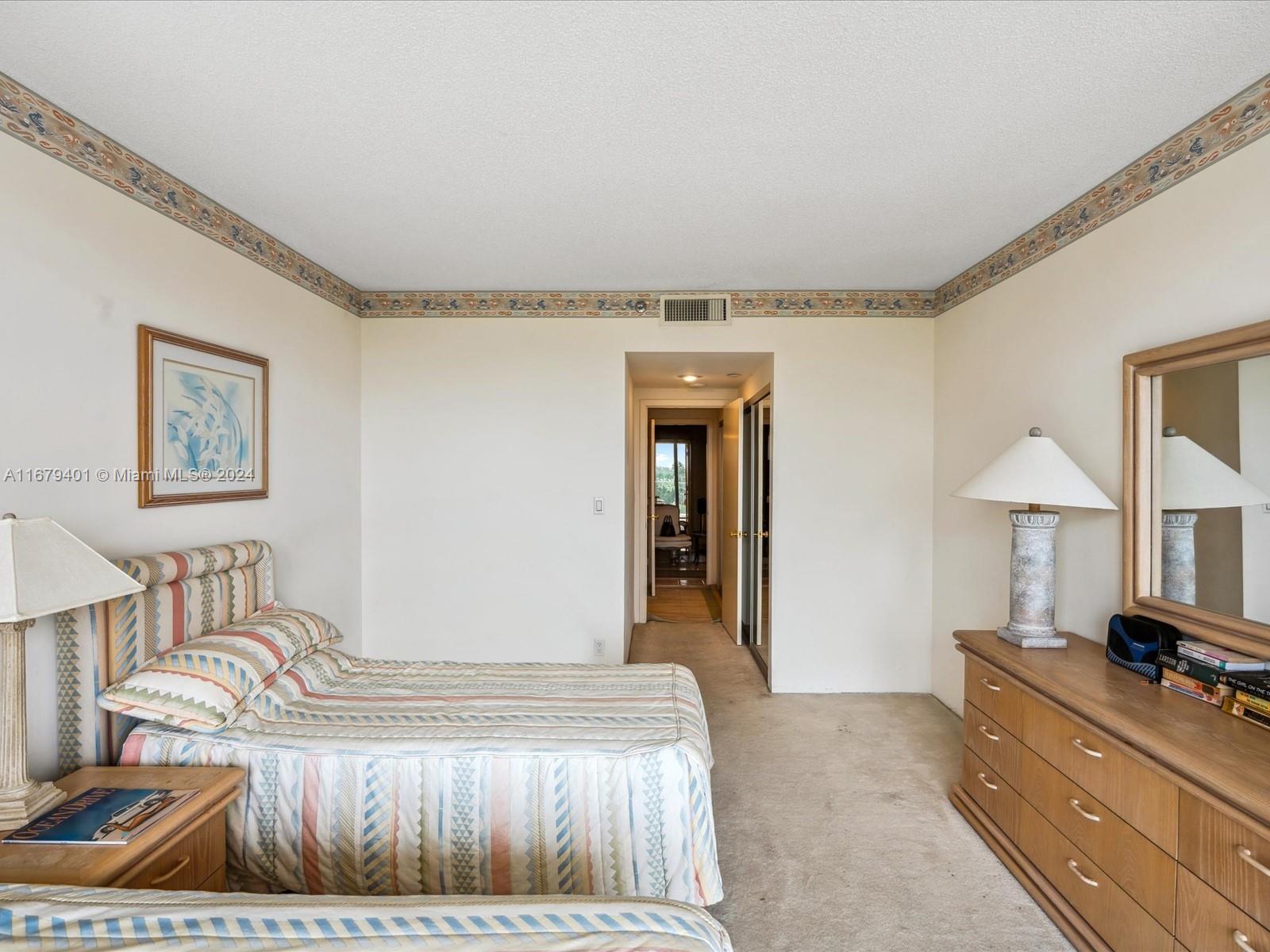 2800 ISL BLVD WILLIAMS IS - Residential
