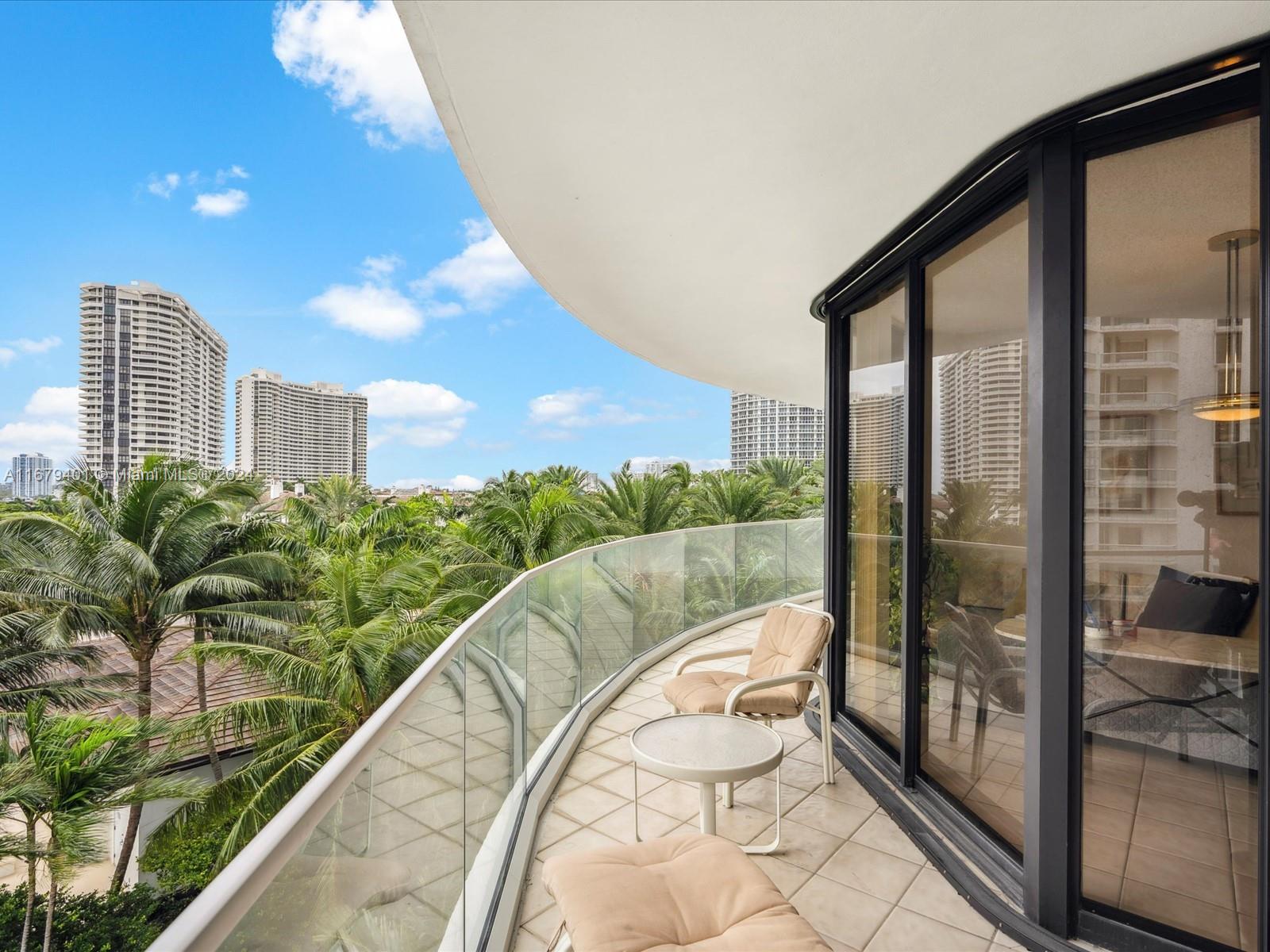 2800 ISL BLVD WILLIAMS IS - Residential