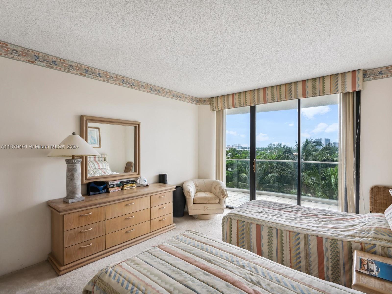 2800 ISL BLVD WILLIAMS IS - Residential
