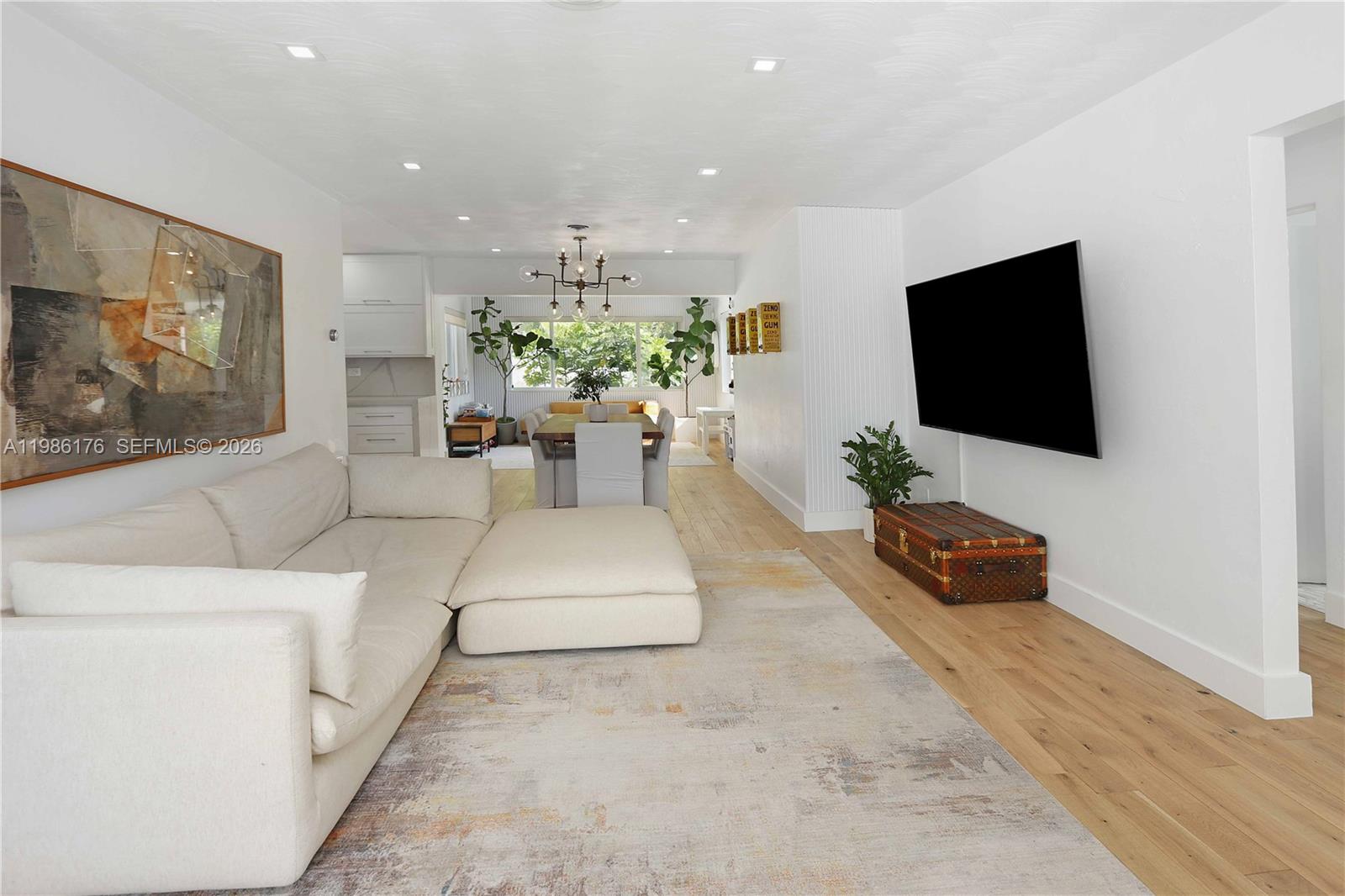 HOLLYWOOD COUNTRY CLUB DI - Residential