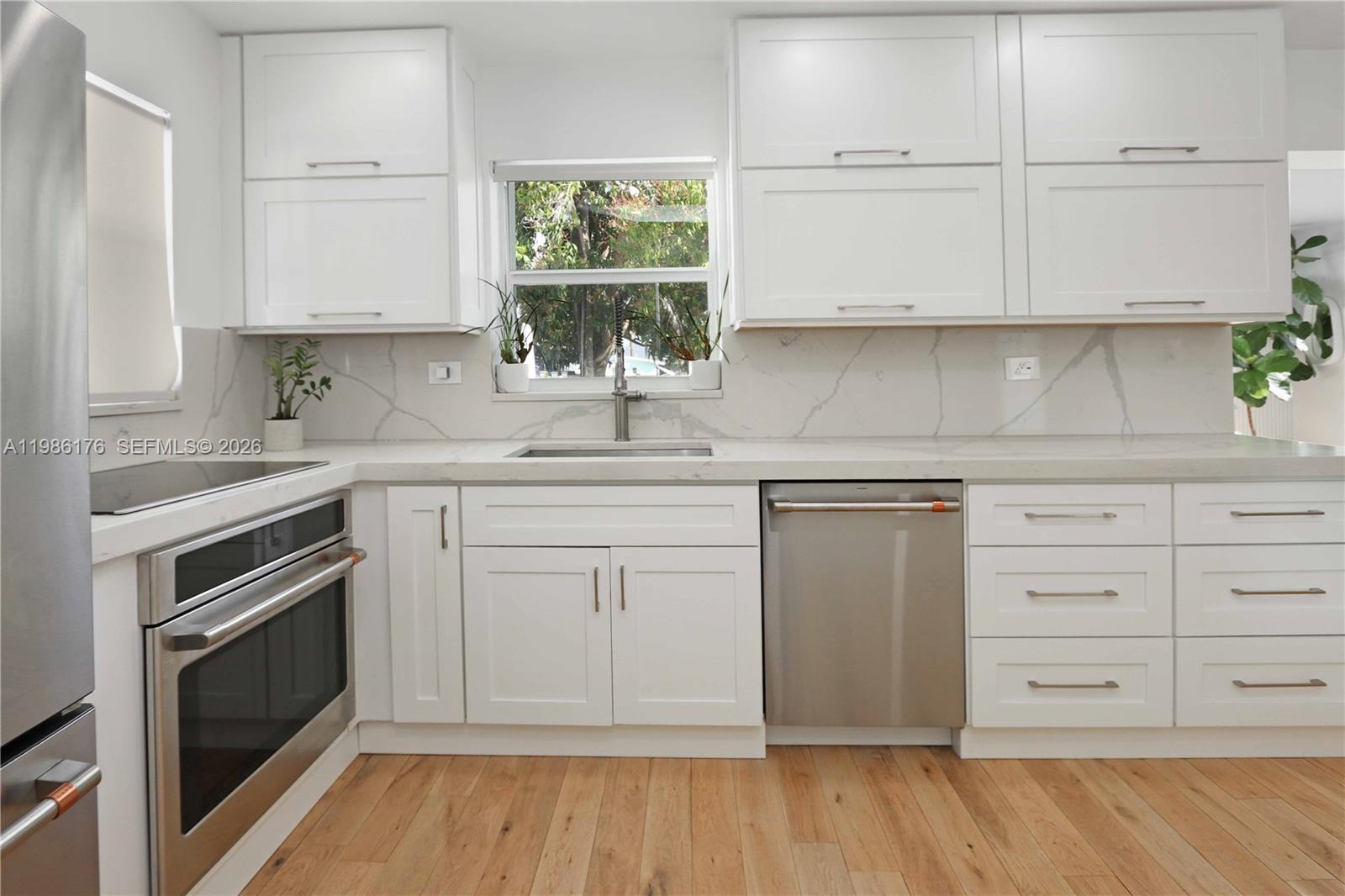 HOLLYWOOD COUNTRY CLUB DI - Residential