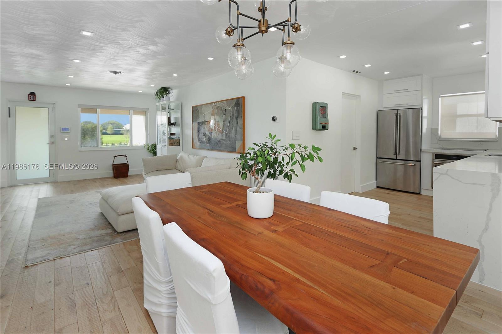 HOLLYWOOD COUNTRY CLUB DI - Residential