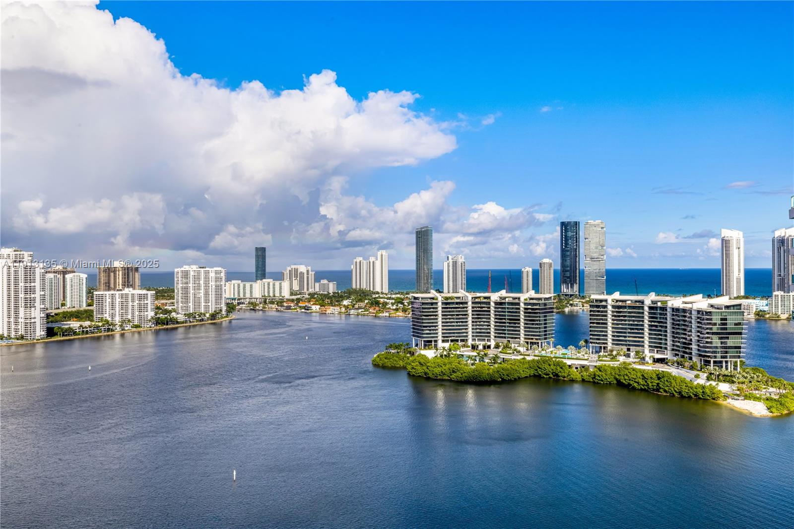 THE PENINSULA II CONDO - Residential