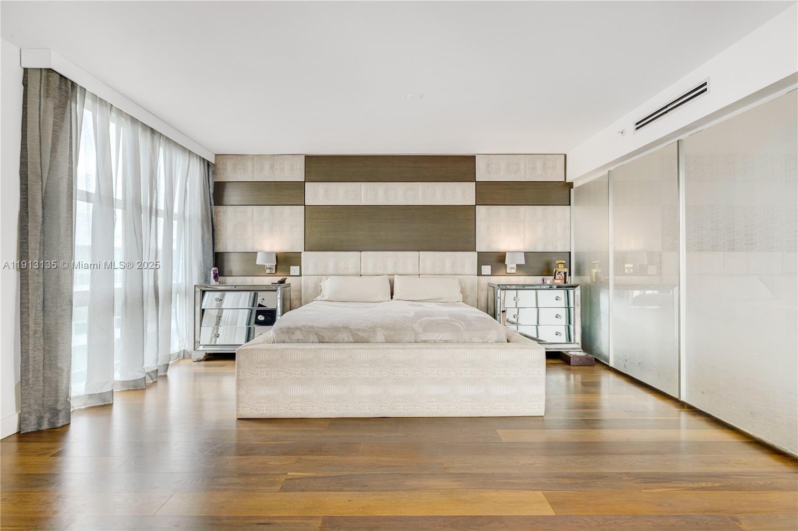 THE PENINSULA II CONDO - Residential