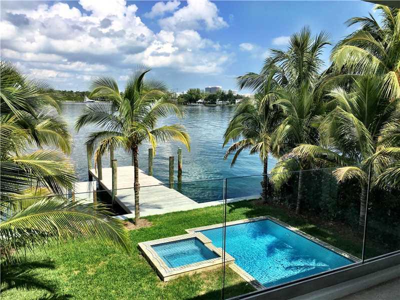 BISCAYNE BEACH-2ND ADDN - Residential