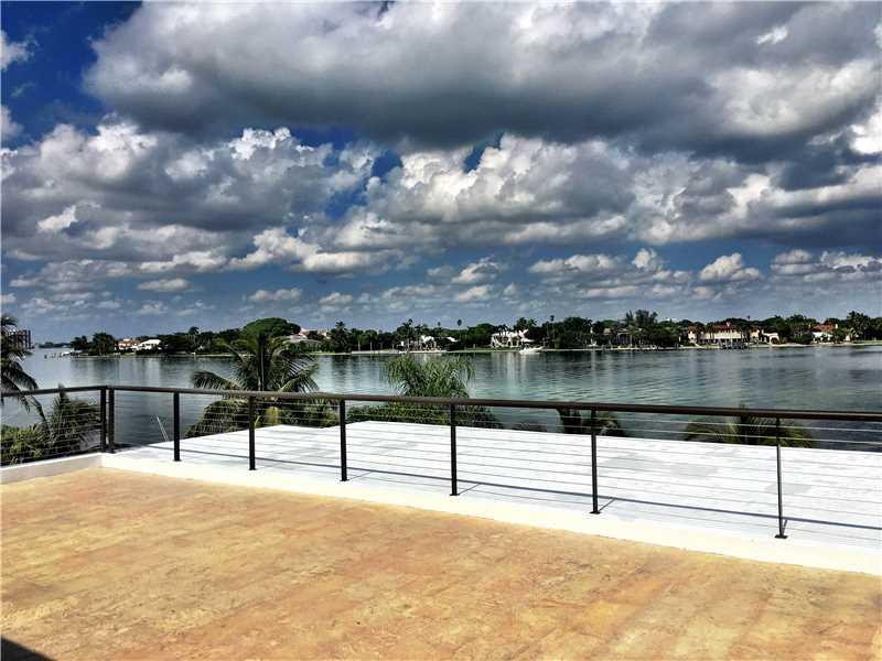 BISCAYNE BEACH-2ND ADDN - Residential