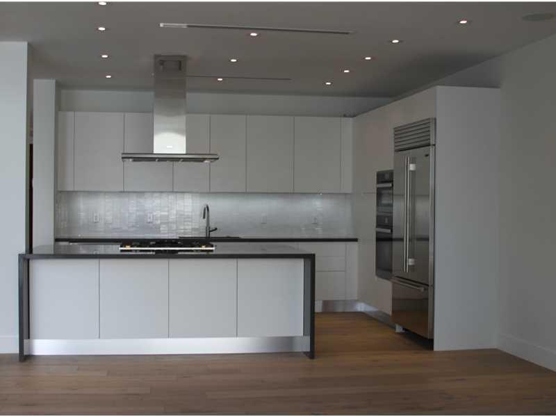 BISCAYNE BEACH-2ND ADDN - Residential