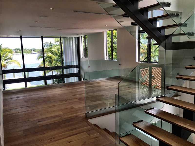 BISCAYNE BEACH-2ND ADDN - Residential