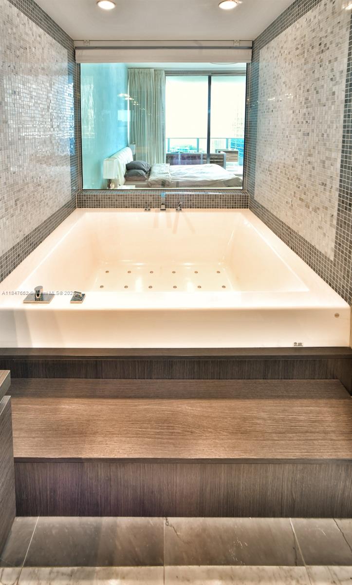 EPIC WEST CONDO - Residential Lease