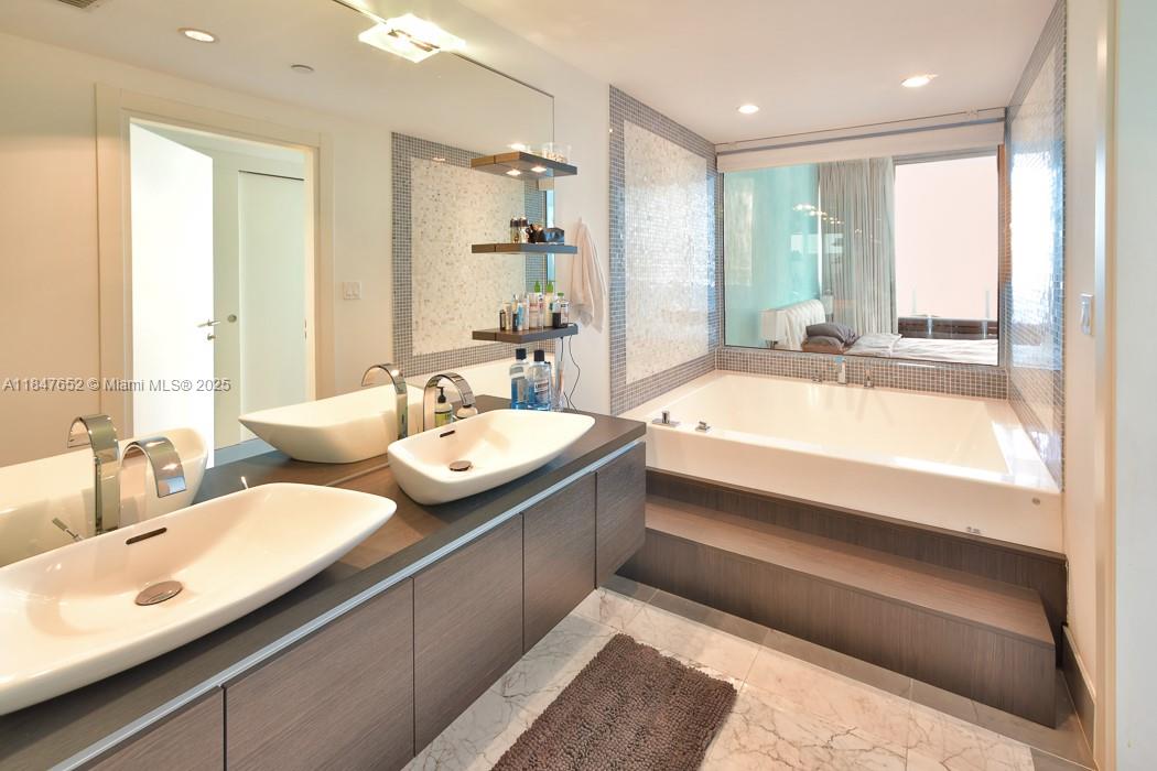 EPIC WEST CONDO - Residential Lease