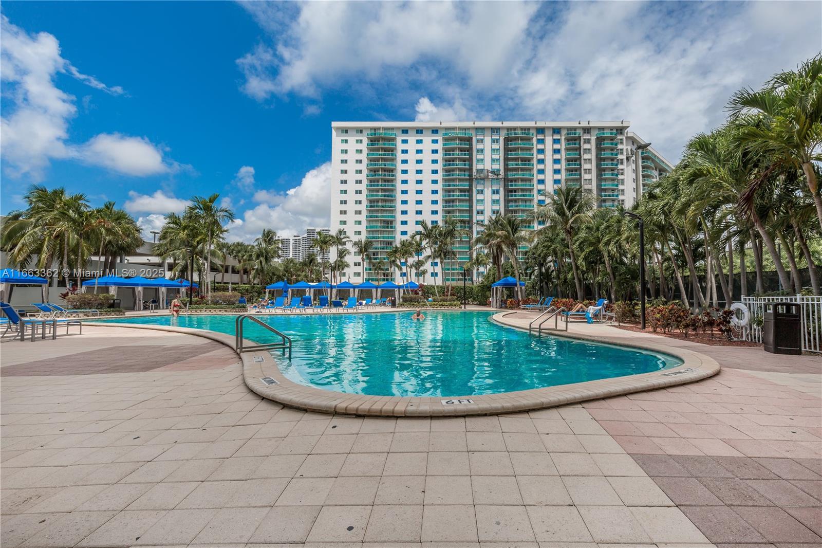 Property for Sale at 19370 Collins Ave 307, Sunny Isles Beach, Miami-Dade County, Florida - Bedrooms: 1 
Bathrooms: 2  - $405,000