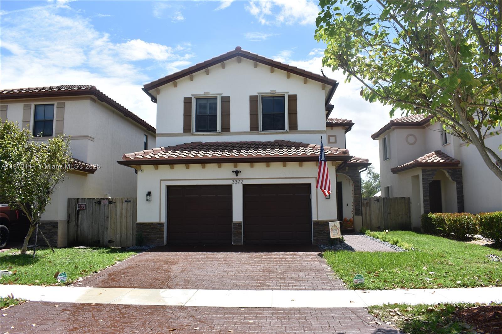 Stunning 3 bed/2.5 bath single-family home featuring vaulted ceilings, ceramic tile downstairs & wood laminate upstairs. Spacious kitchen with granite counters, SS appliances & cherry wood cabinets opens to family/dining areas with plantation shutters throughout. Primary suite offers dual sinks, roman tub & separate shower. Enjoy a paved patio with gazebo, fenced yard, fire pit & no back neighbors. Resort-style community amenities include clubhouse, water park, pool, gym & playground. Prime location near shopping, Baptist Hospital & Turnpike