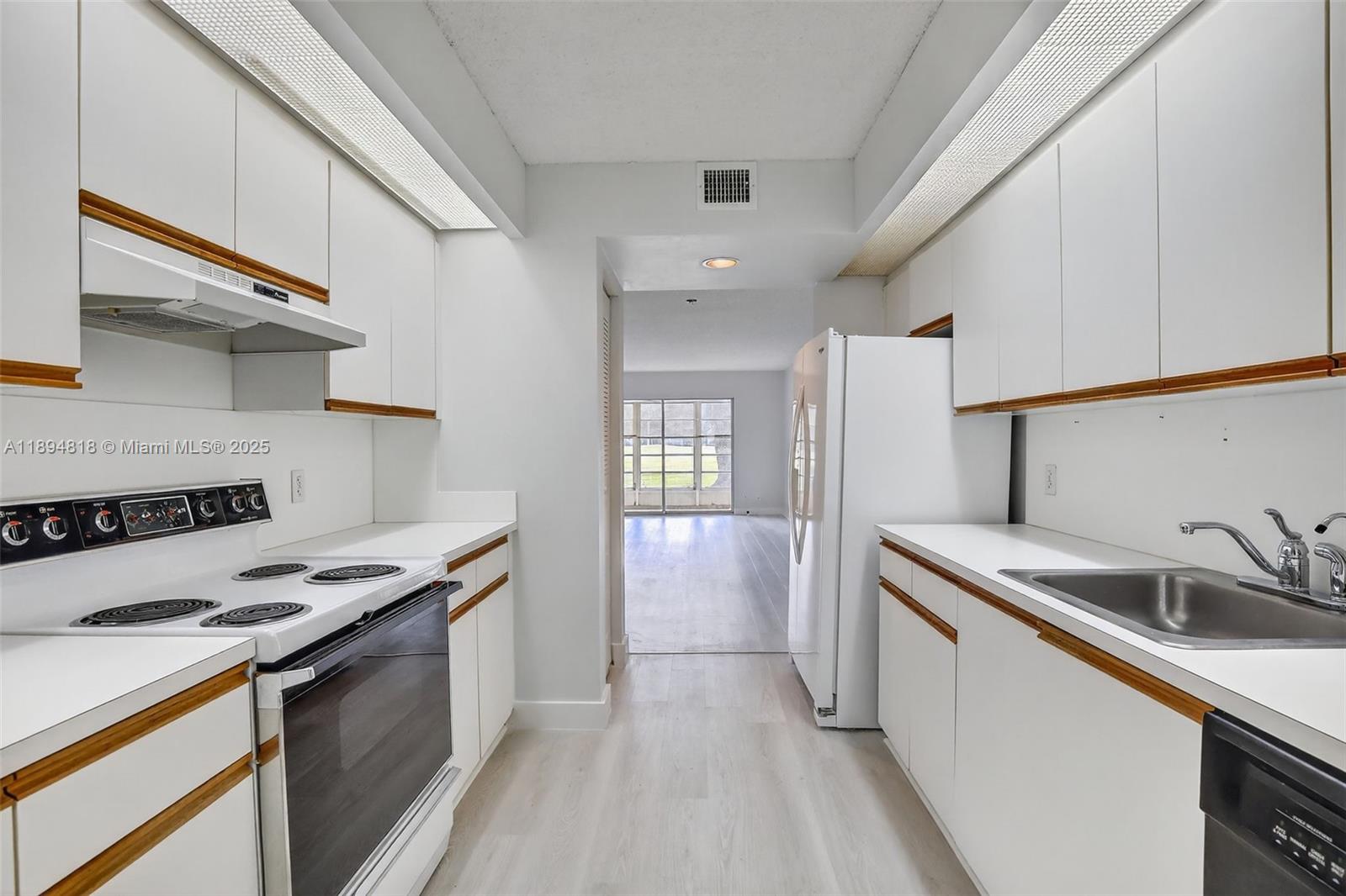 BUCKINGHAM AT CENTURY VIL - Residential Lease