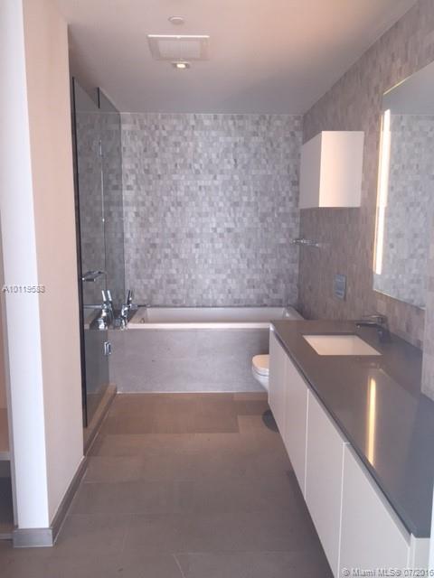 Reach Brickell City Centr - Residential Lease