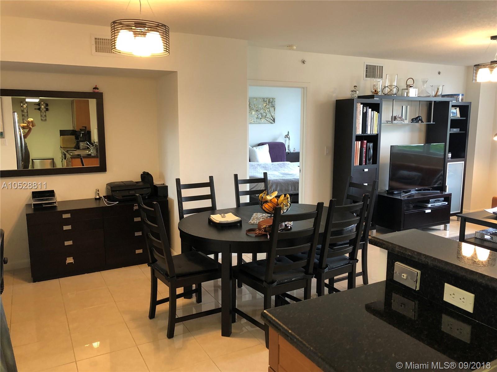 BREEZE CONDO - Residential