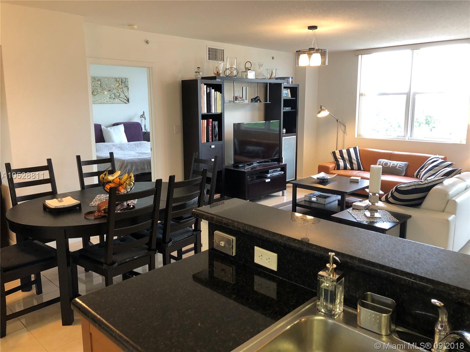 BREEZE CONDO - Residential