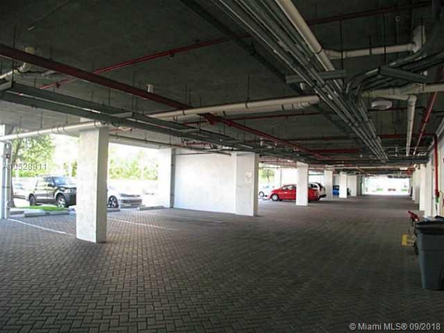 BREEZE CONDO - Residential
