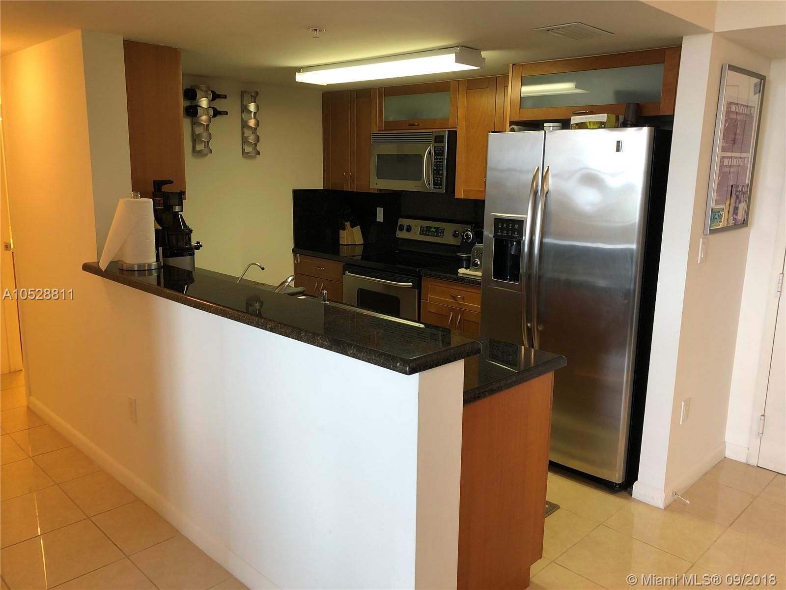 BREEZE CONDO - Residential
